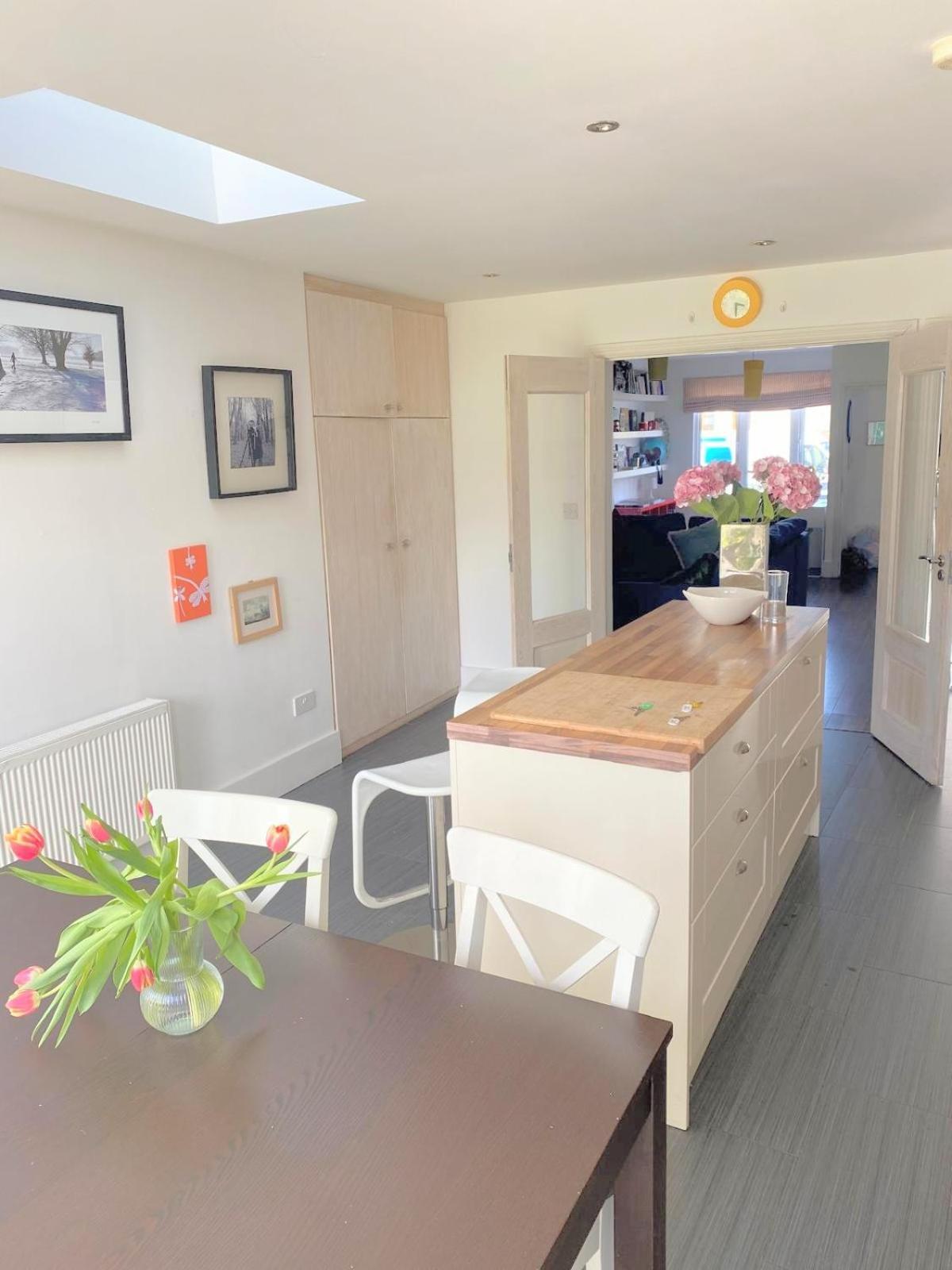 Appartamento Spacious 3 Bed Townhouse In Dublin 12 Esterno foto